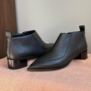 Everlane Black Leather Ankle Boots Size 8